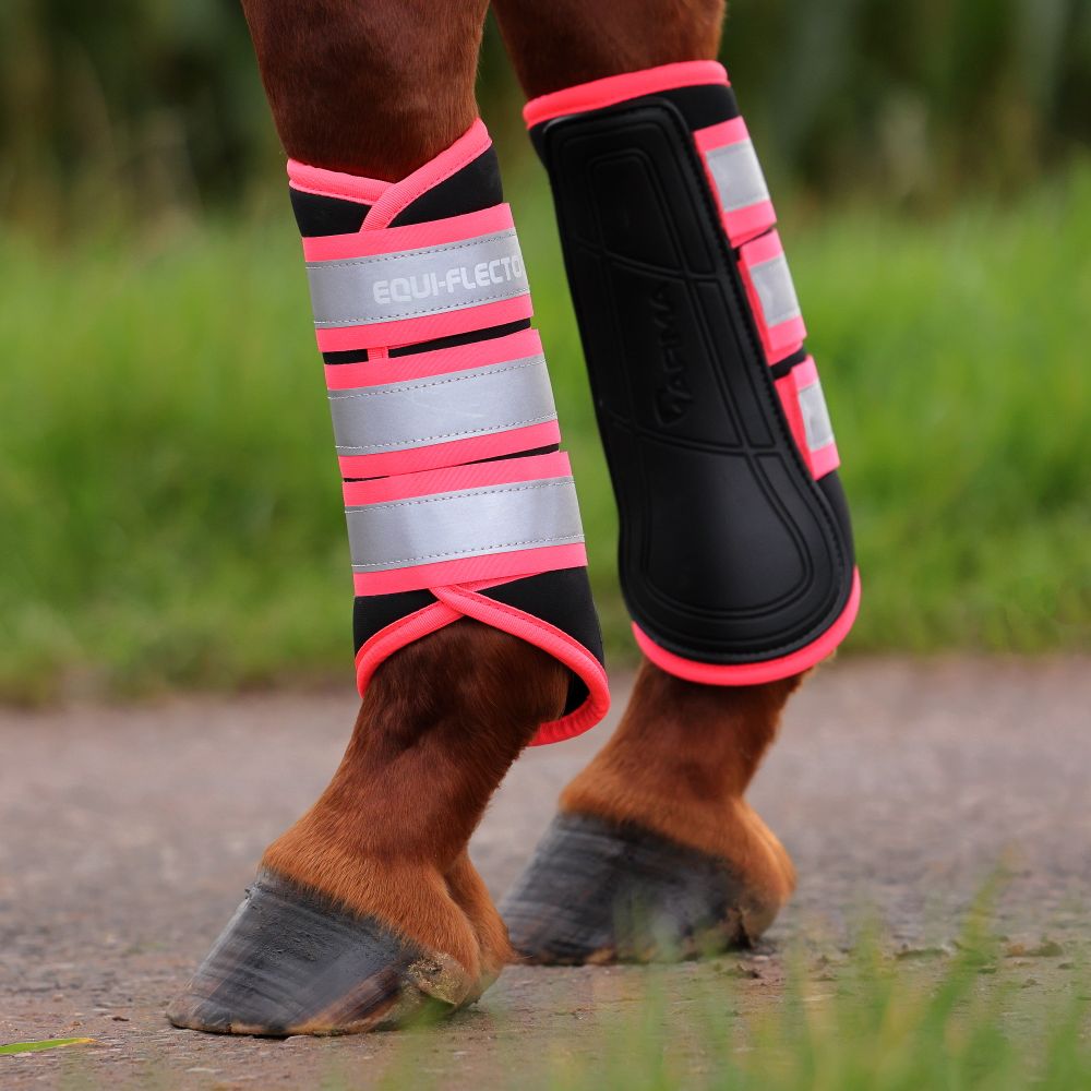 Sella Shires Equi Flector Rosa: Comfort E Assorbimento Per Cavalieri Esigenti